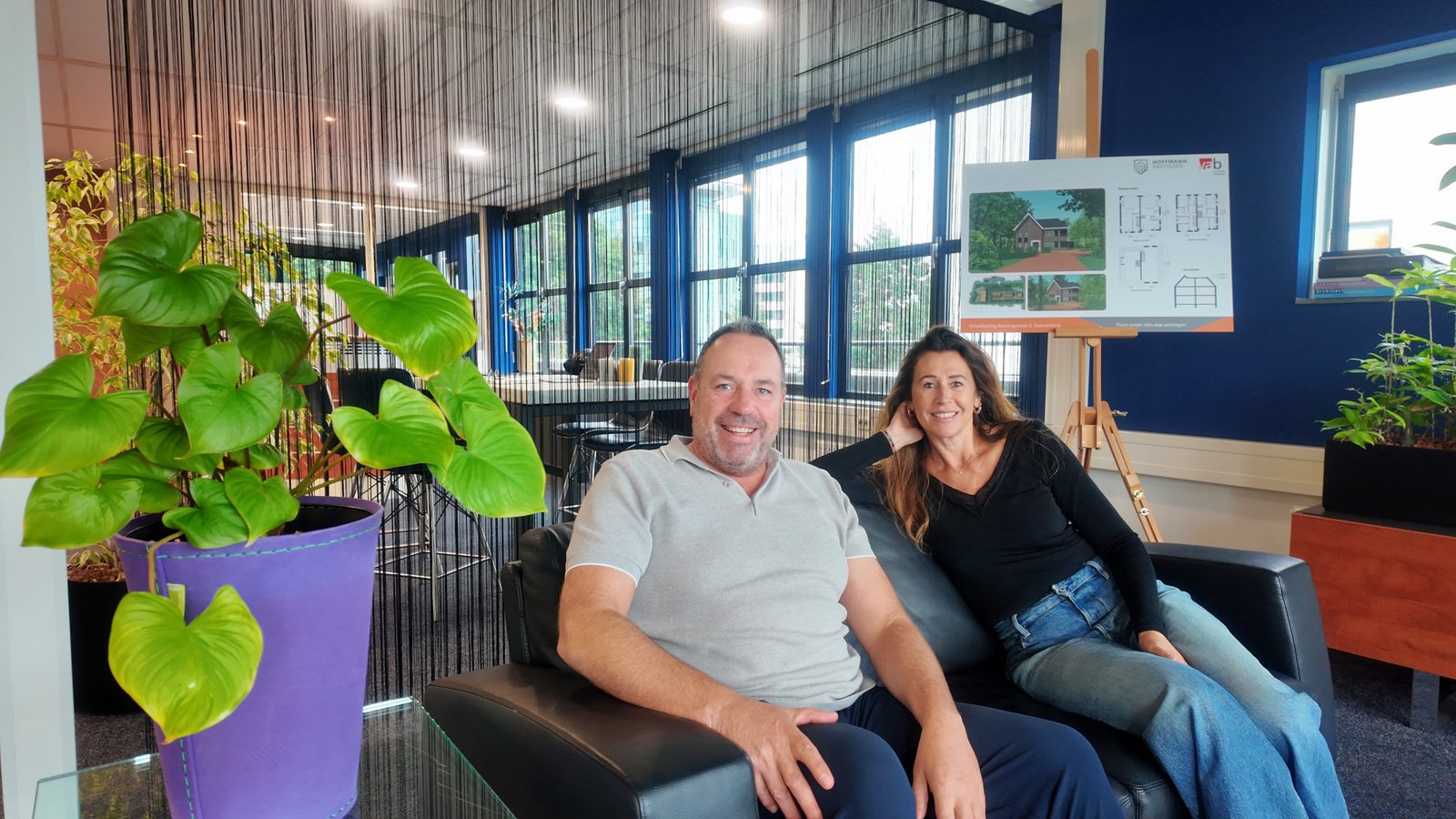 Wendy en Martin Hoffmann in hun kantoor